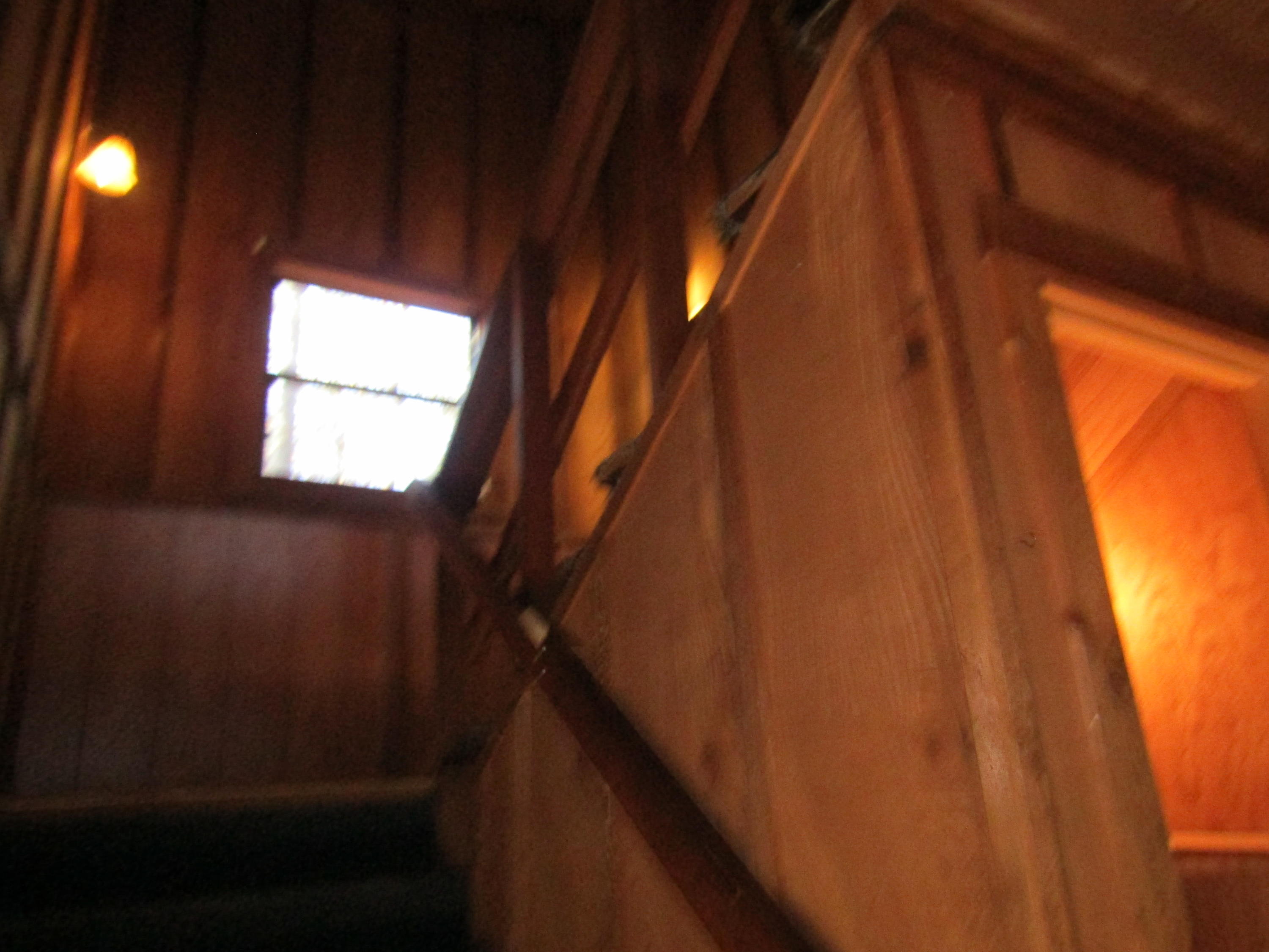 35 Glasgow Road DeFuniak Springs, FL 32433 - Photo 19 of 39 Staircase
