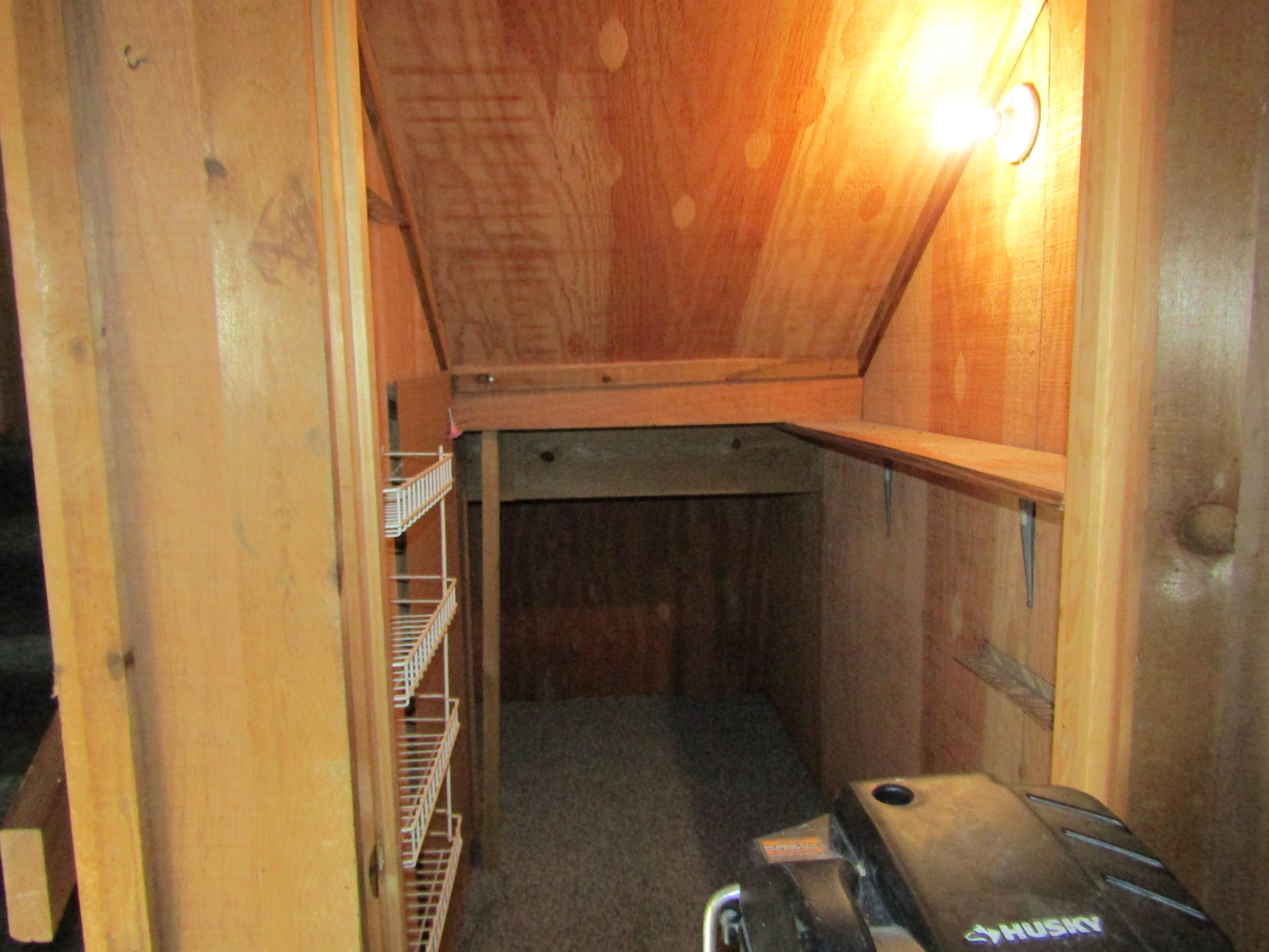35 Glasgow Road DeFuniak Springs, FL 32433 - Photo 20 of 39 Storage under stairs