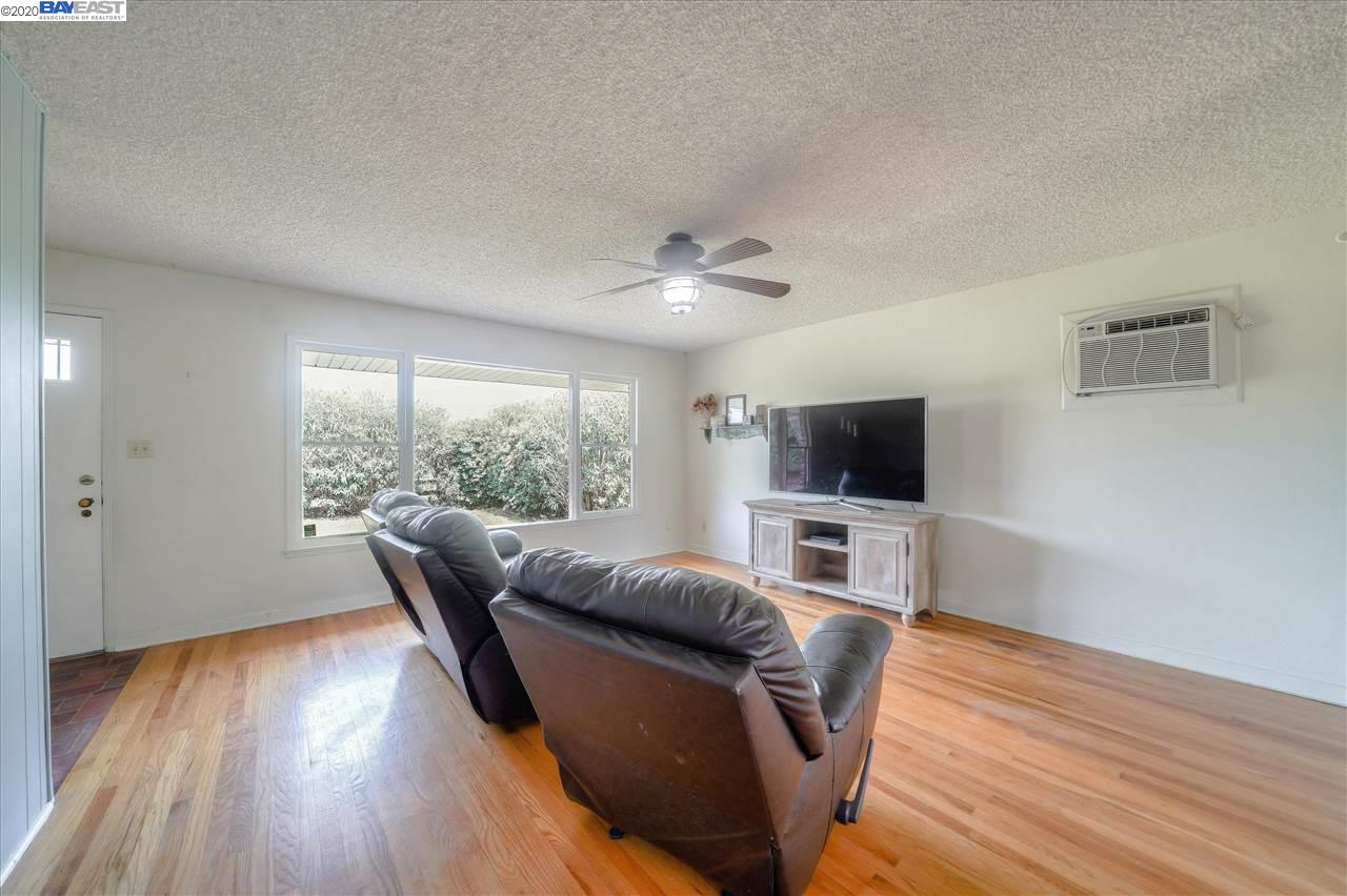 5918 Grant Line Road Tracy, CA 95304 - Photo 3 of 26
