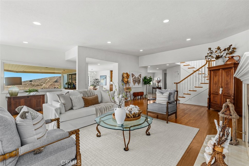 22691 Allview Terrace Laguna Beach, CA 92651 - Photo 11 of 51