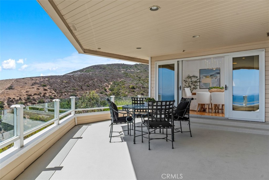 22691 Allview Terrace Laguna Beach, CA 92651 - Photo 40 of 51 spacious viewing deck