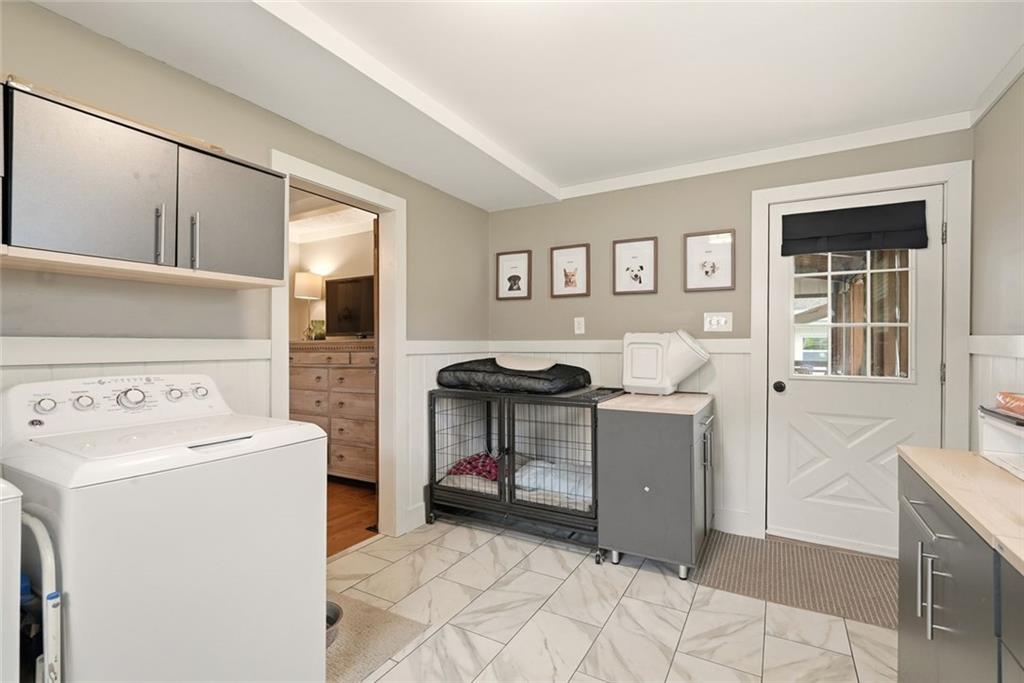 21 McIntosh Lane Rabun Gap, GA 30568 - Photo 28 of 50 a room with storage and utility