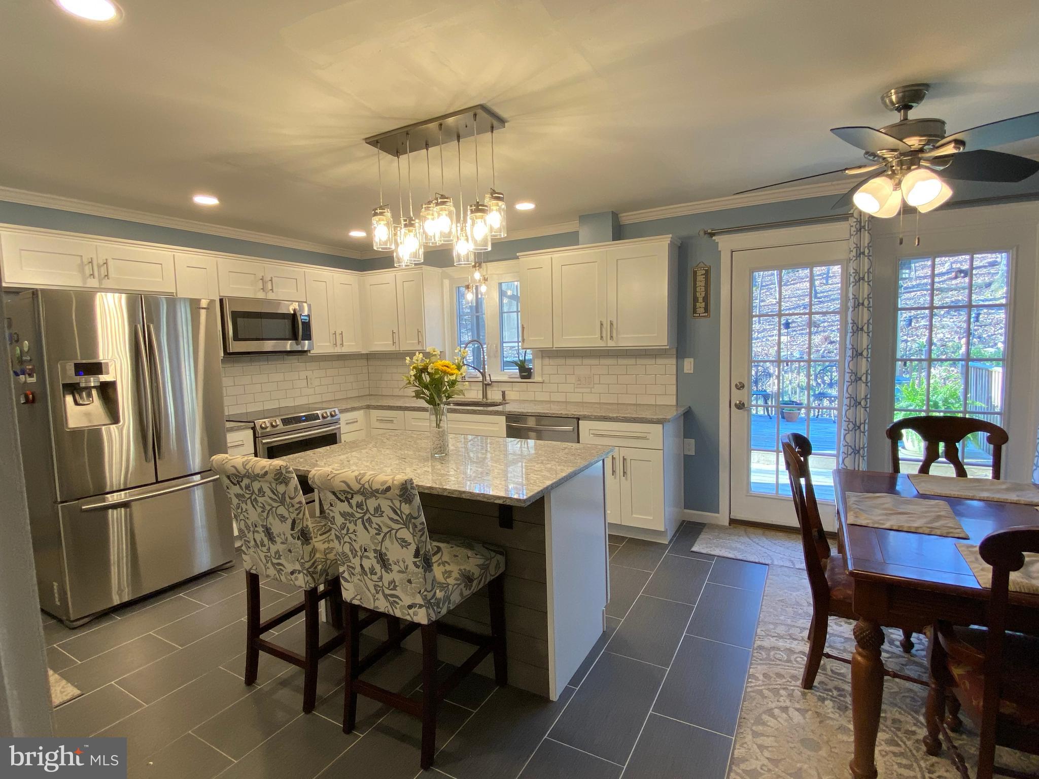 644 Spring Lane Boiling Springs, PA 17007 - Photo 2 of 35 Gallery Image 2