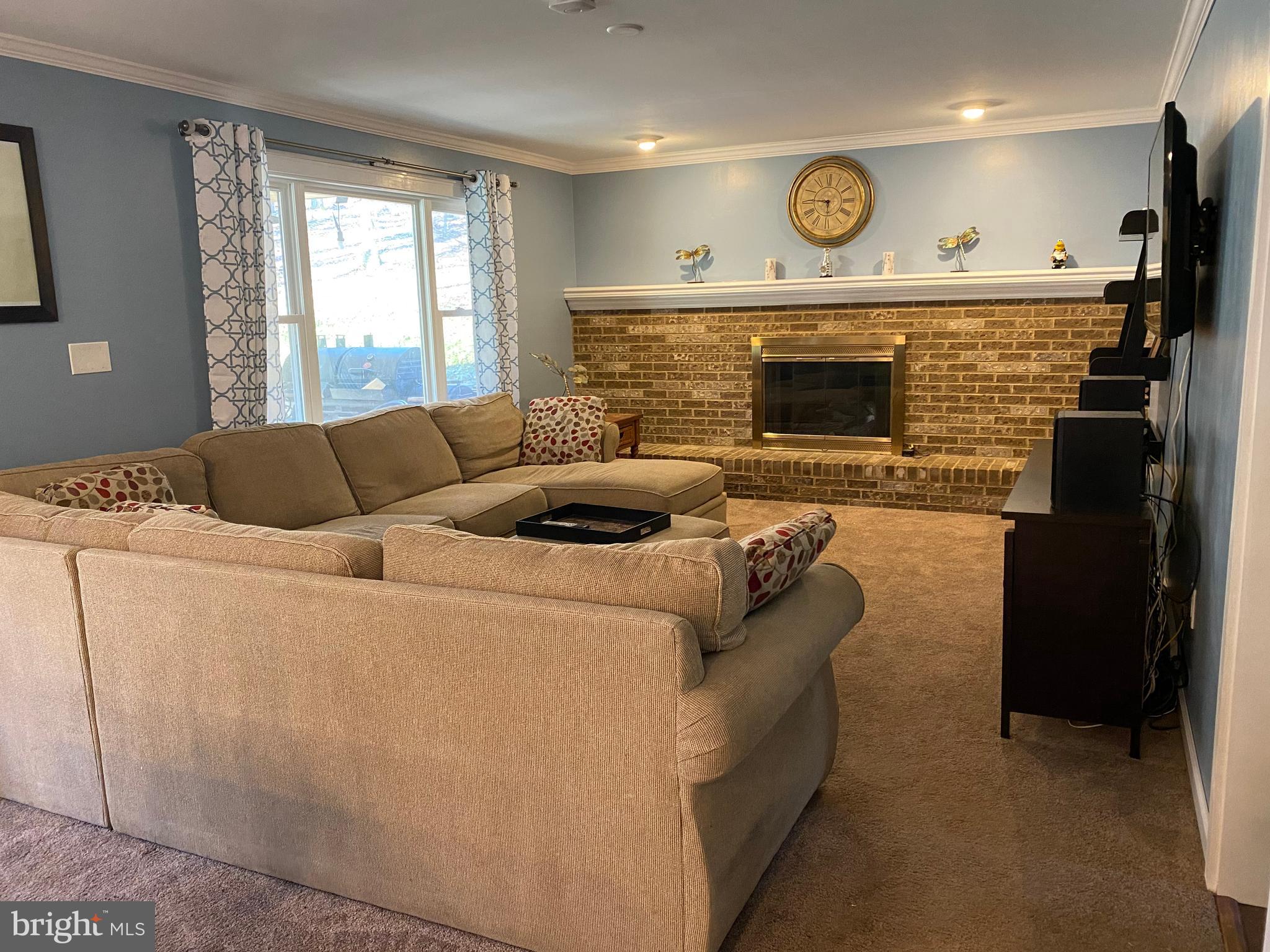 644 Spring Lane Boiling Springs, PA 17007 - Photo 6 of 35 Gallery Image 6