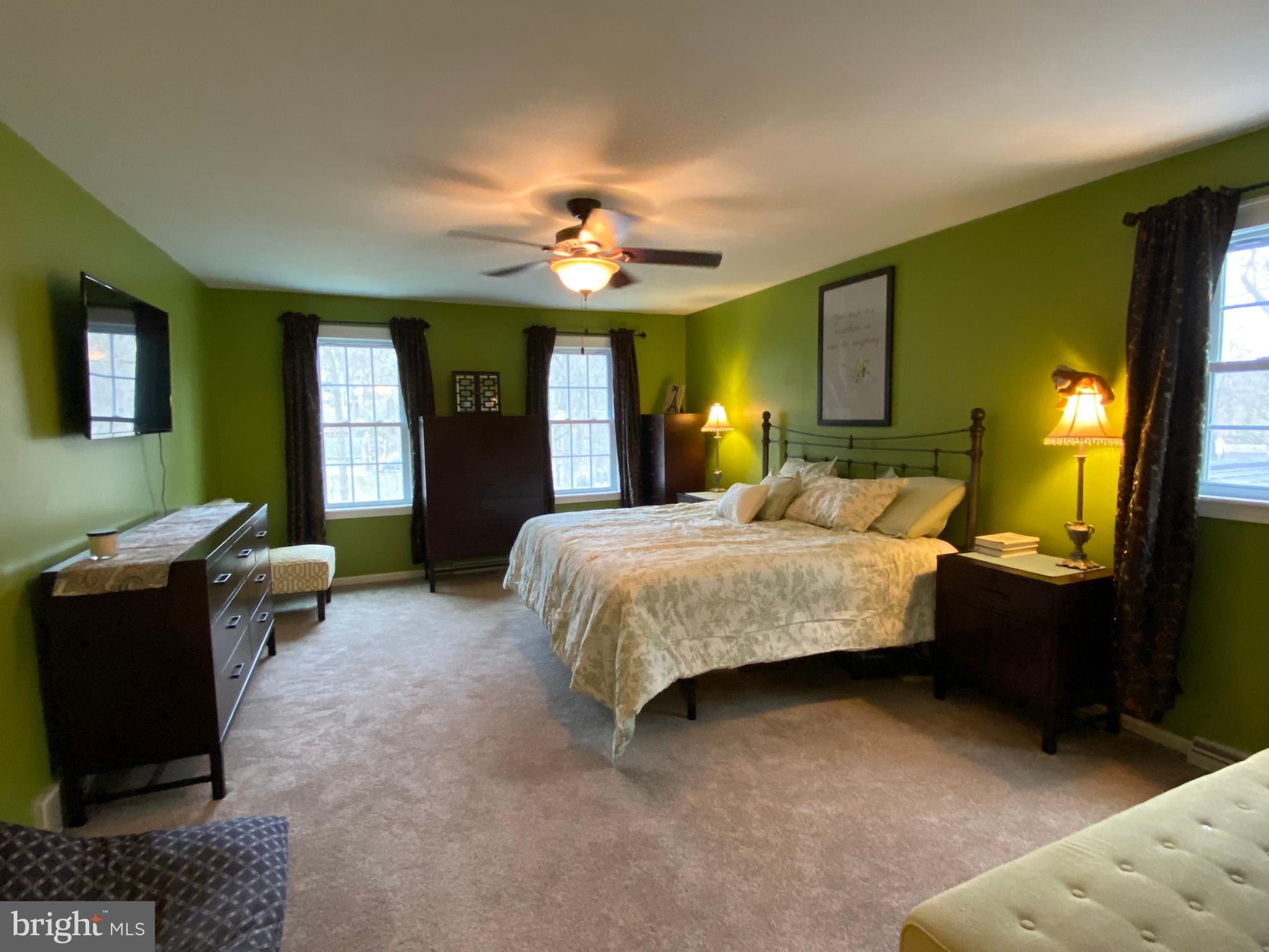644 Spring Lane Boiling Springs, PA 17007 - Photo 10 of 35 Gallery Image 10