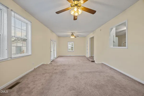 $1,350 | 131 Fairview Village Road, Dunn, NC 28334