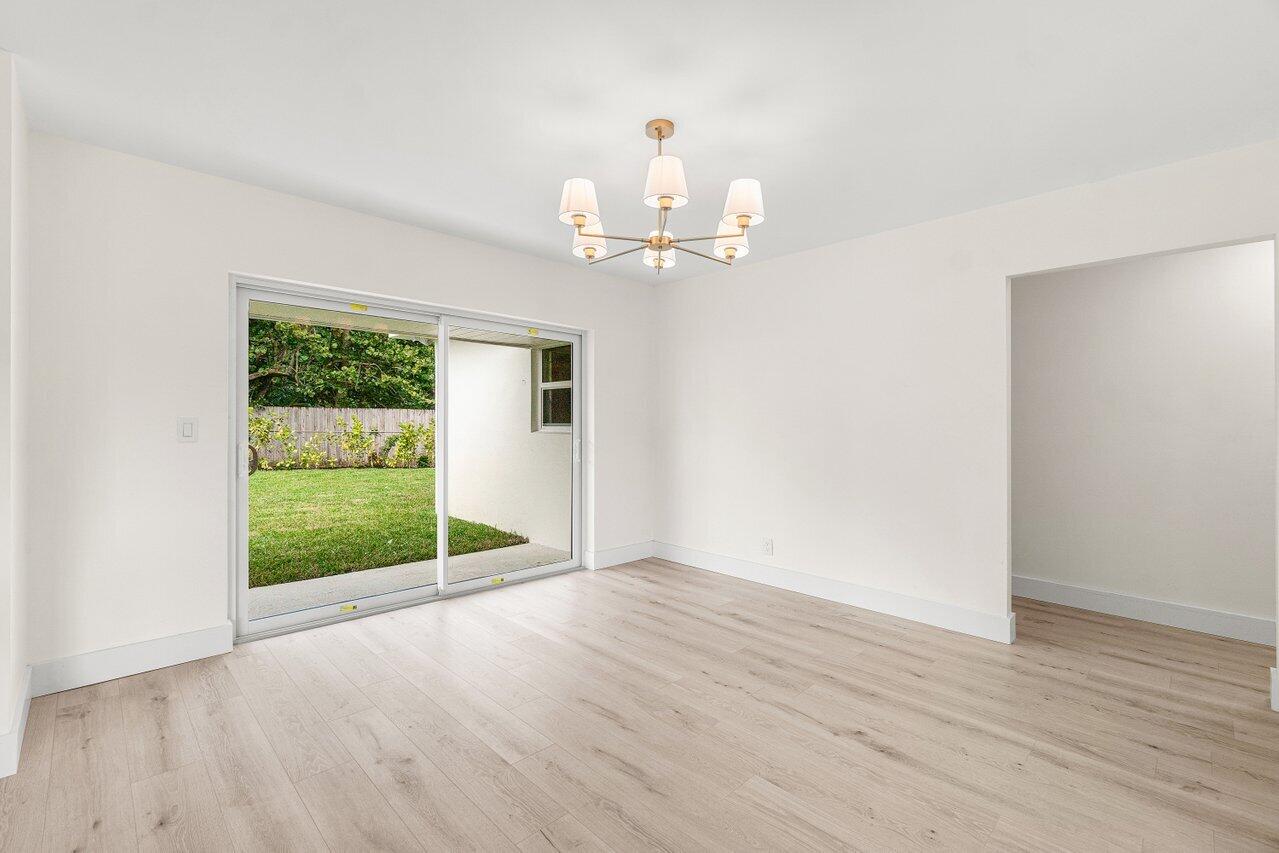 2433 Palm Road West Palm Beach, FL 33406 - Photo 13 of 45 DINING