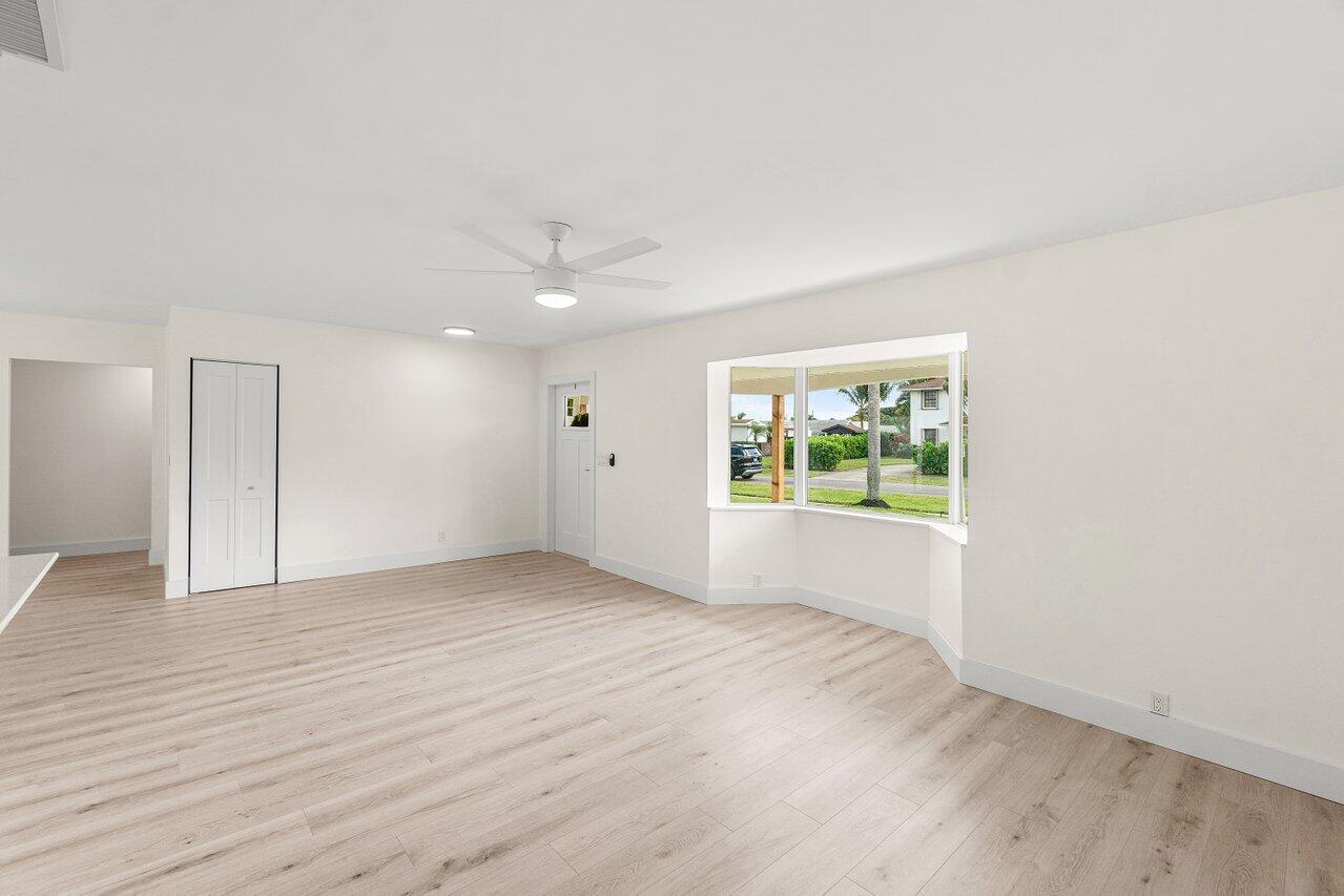 2433 Palm Road West Palm Beach, FL 33406 - Photo 14 of 45 DINING