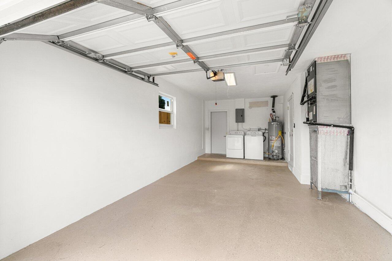2433 Palm Road West Palm Beach, FL 33406 - Photo 30 of 45 GARAGE