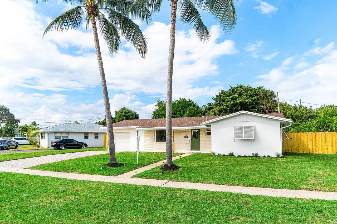 2433 Palm Road West Palm Beach, FL 33406 - Photo 3 of 45 EXTERIOR FRONT