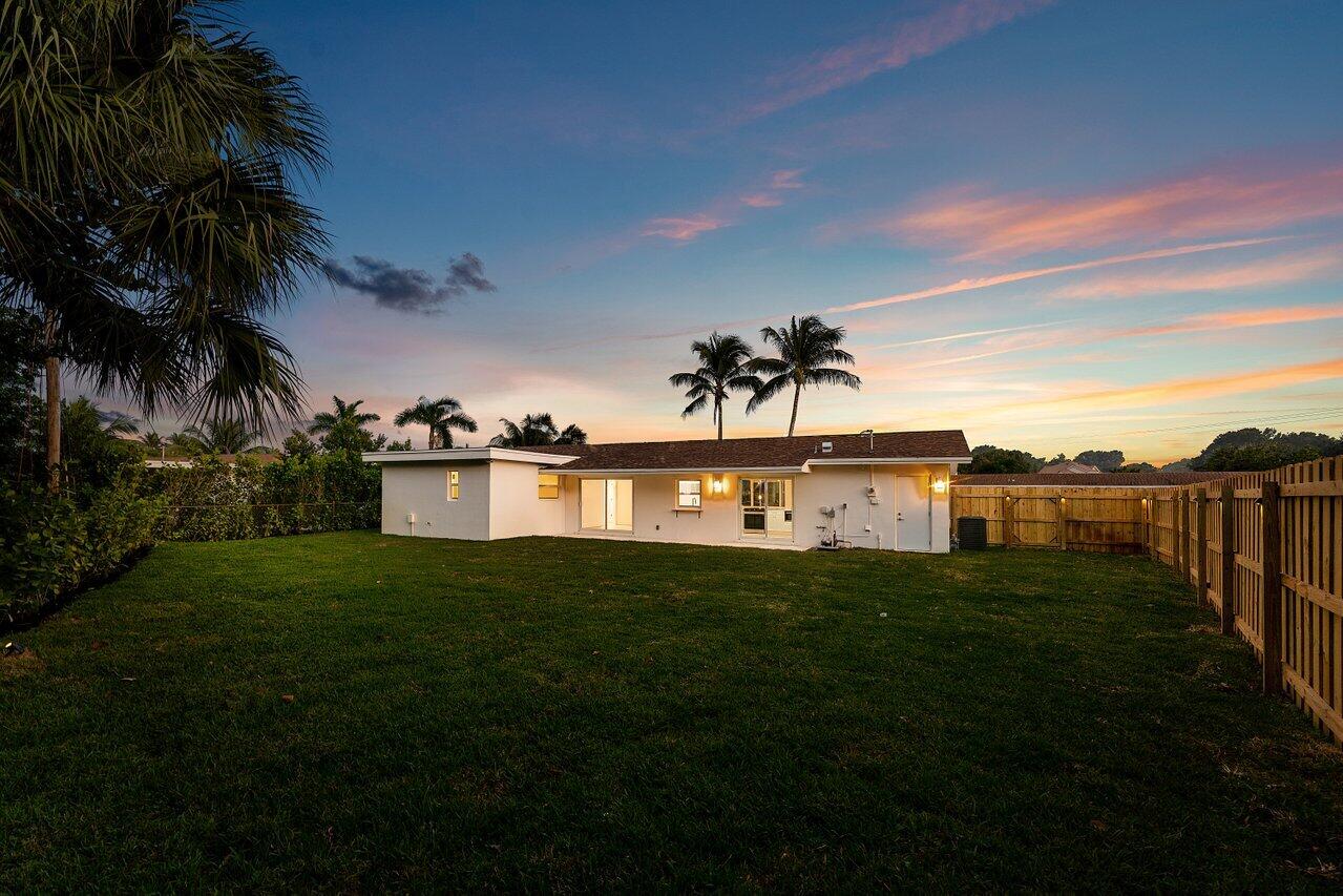 2433 Palm Road West Palm Beach, FL 33406 - Photo 44 of 45 045-2433PalmRoad-WestPalmBeach-FL-33406-