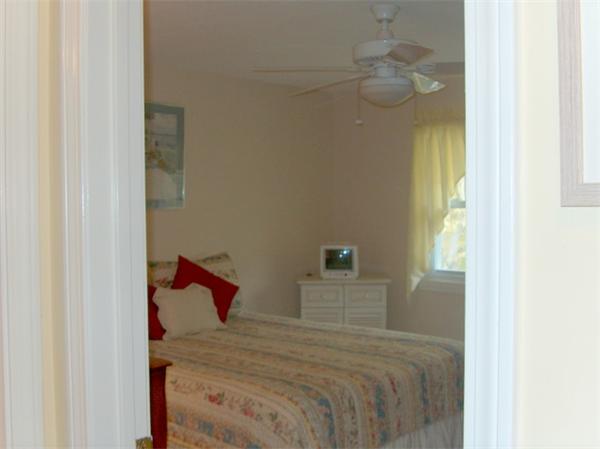 222 Quaker Road, Unit 1 Falmouth, MA 02540 - Photo 8 of 14 Gallery Image 8