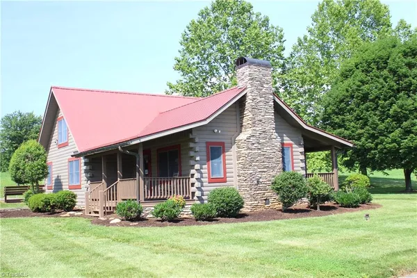 $375,000 | 2047 Highway 21, State Road, NC 28676