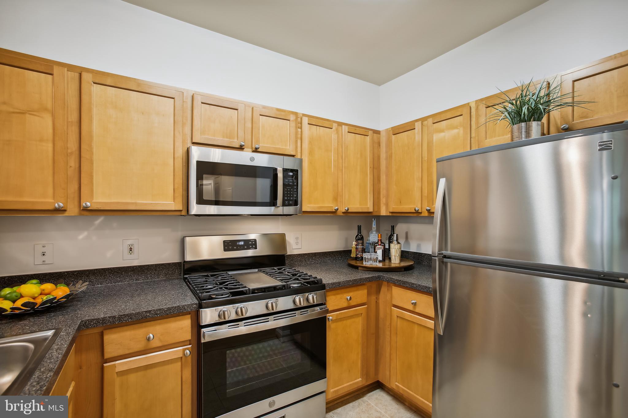 12000 Market Street, Unit 249 Reston, VA 20190 - Photo 7 of 58 Kitchen