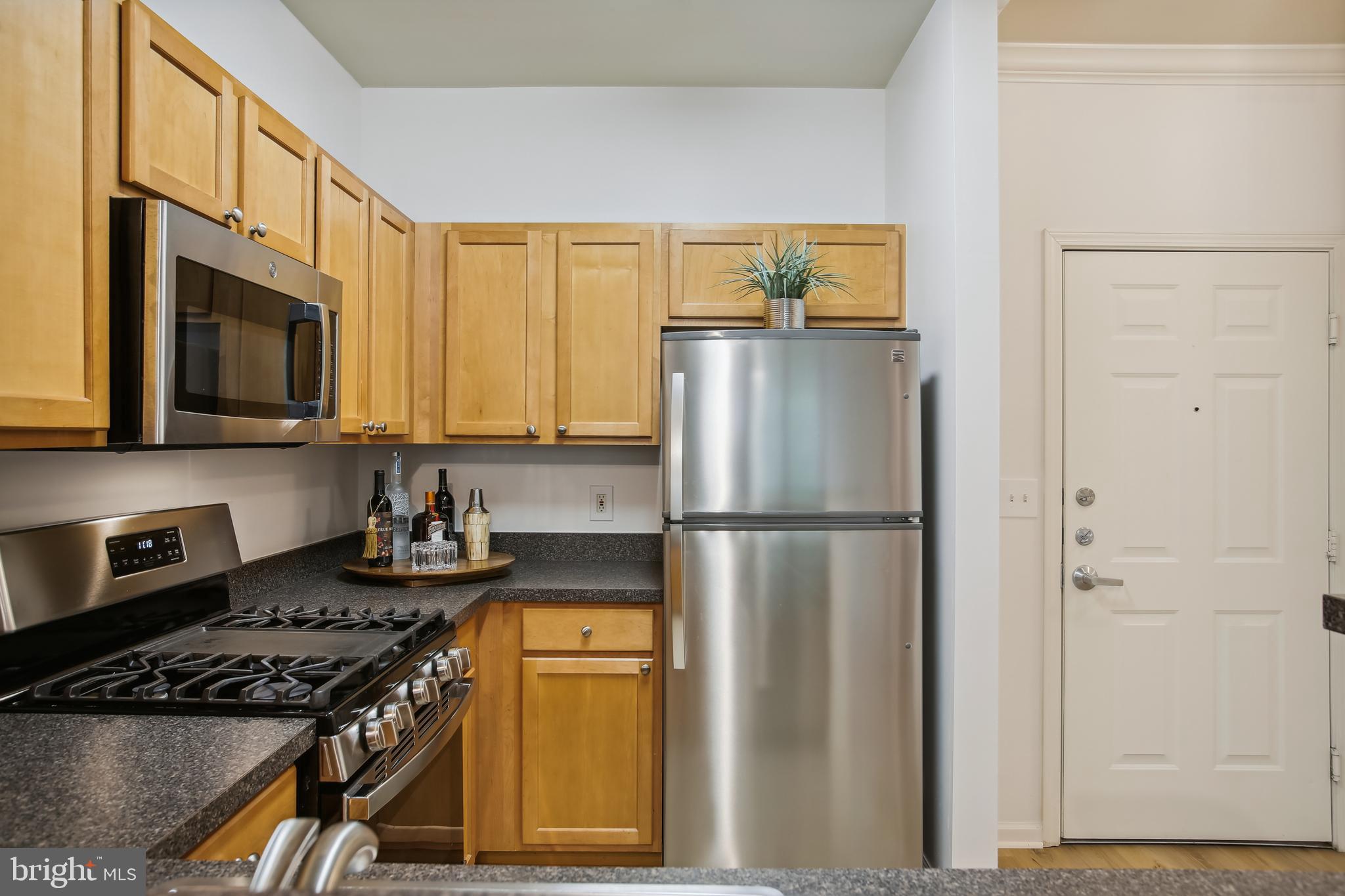 12000 Market Street, Unit 249 Reston, VA 20190 - Photo 9 of 58 Kitchen