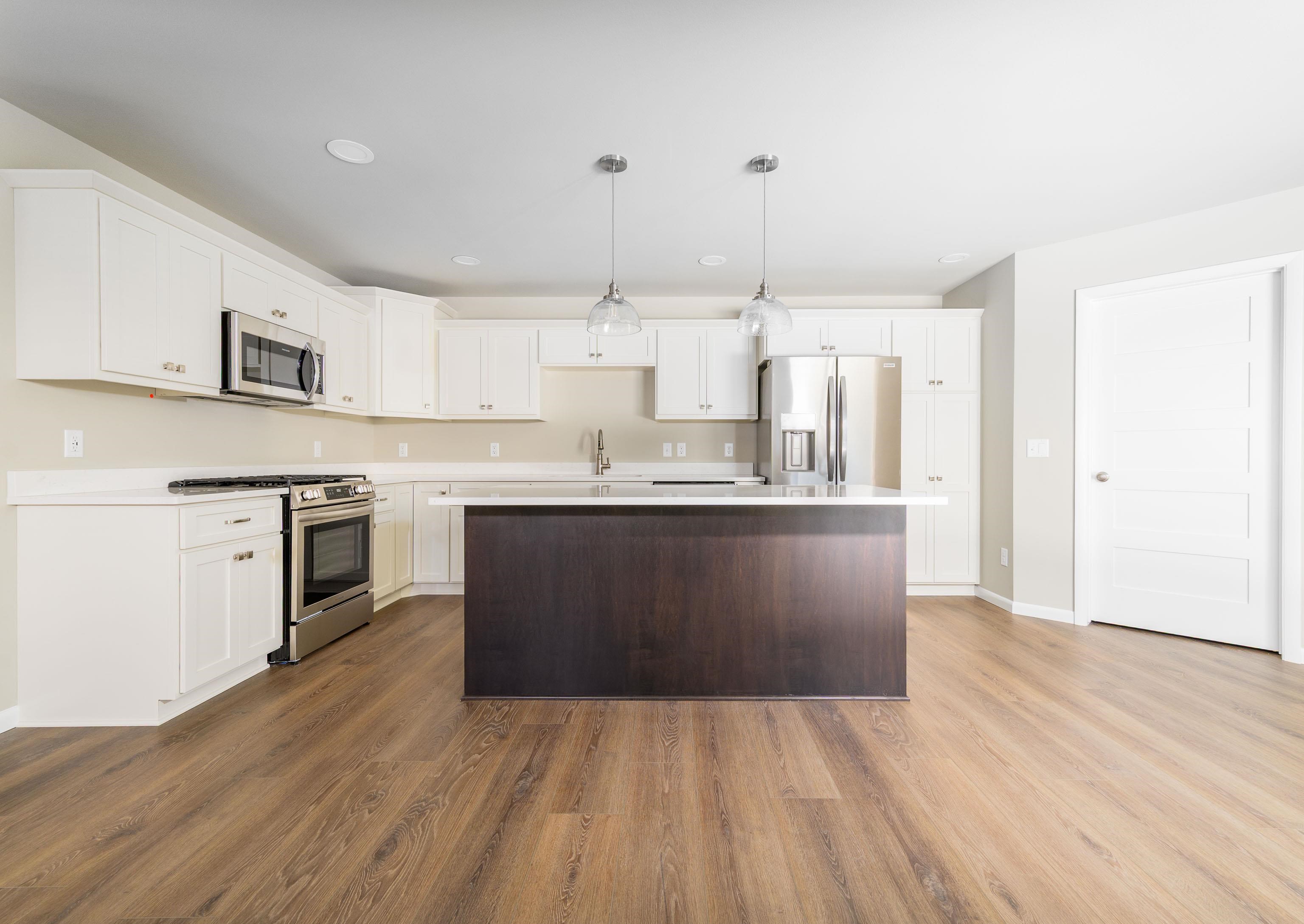 2152 Winding Stream Way Sun Prairie, WI 53590 - Photo 6 of 17