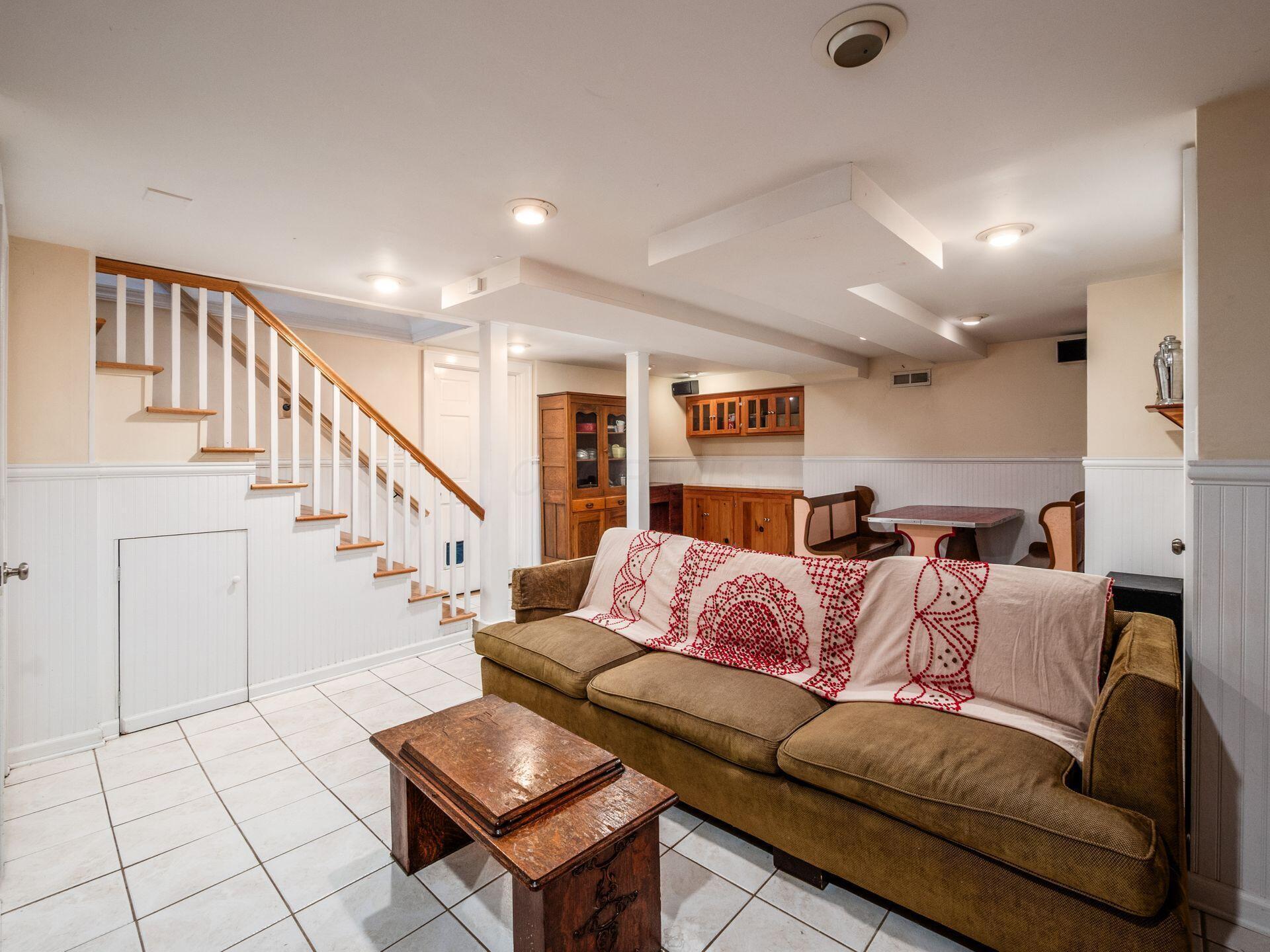 2424 Sherwood Road Bexley, OH 43209 - Photo 47 of 92 LL Rec Room