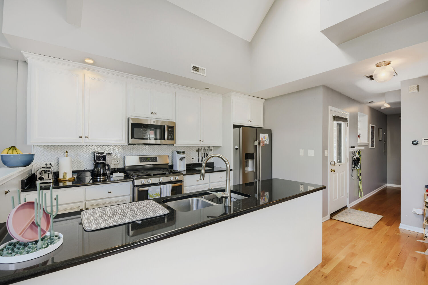 1429 West Fillmore Street, Unit 3 Chicago, IL 60607 - Photo 10 of 29