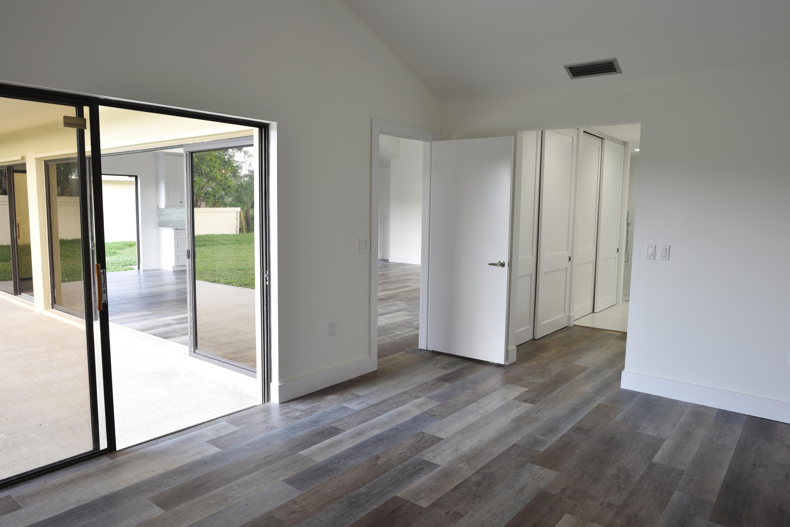 370 River Edge Road Jupiter, FL 33477 - Photo 12 of 26 DSC_1395Edit