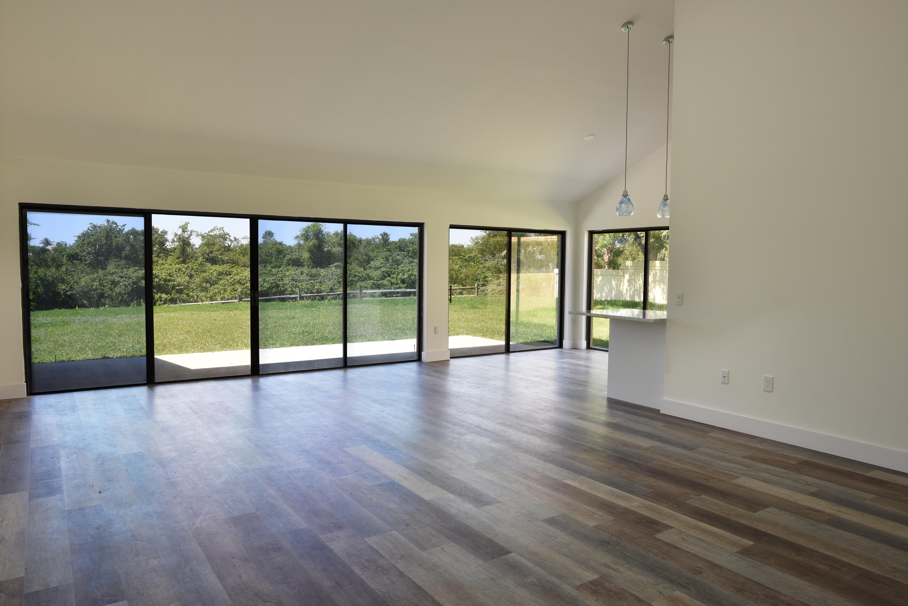370 River Edge Road Jupiter, FL 33477 - Photo 10 of 26 DSC_1459Edit