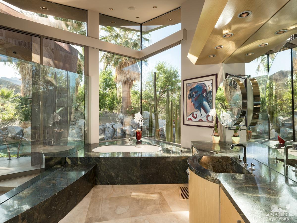 632 Pinnacle Crest Palm Desert, CA 92260 - Photo 33 of 52 a living room with large window