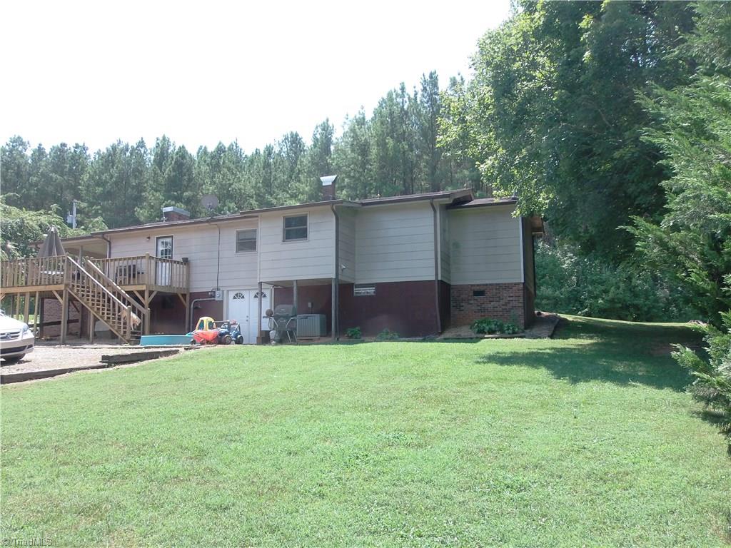 1048 Bray Ford Road Dobson, NC 27017 - Photo 4 of 26 Gallery Image 4
