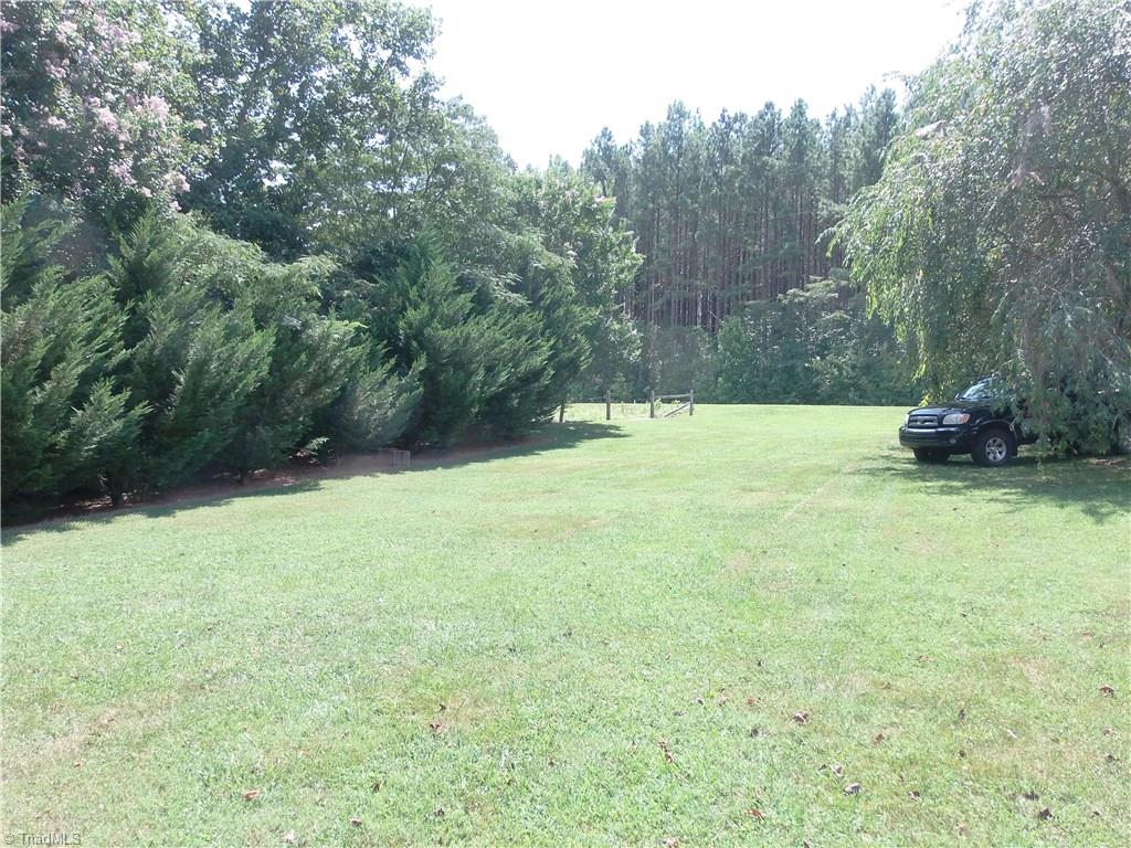 1048 Bray Ford Road Dobson, NC 27017 - Photo 8 of 26 Gallery Image 8