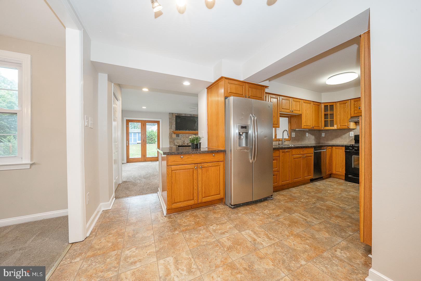 427 Wayne Avenue Springfield, PA 19064 - Photo 18 of 49 Kitchen