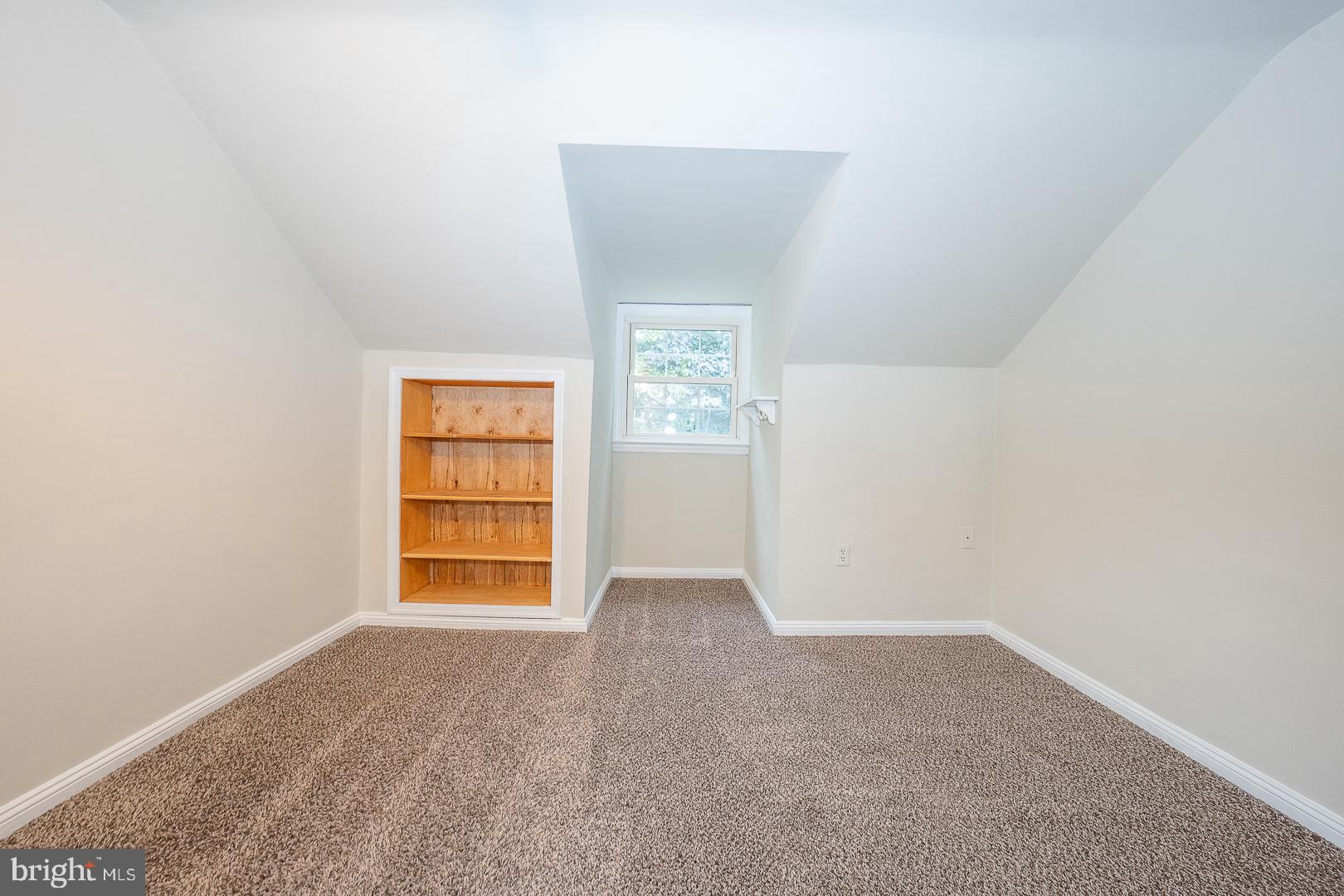 427 Wayne Avenue Springfield, PA 19064 - Photo 27 of 49 Bedroom 3
