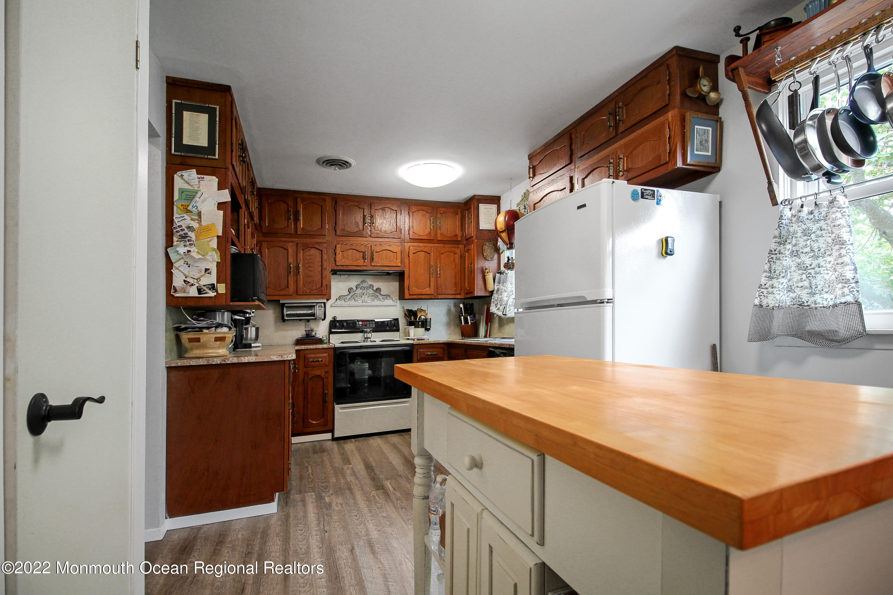 2 A Juniper Lane Whiting, NJ 08759 - Photo 11 of 24 13 Kit