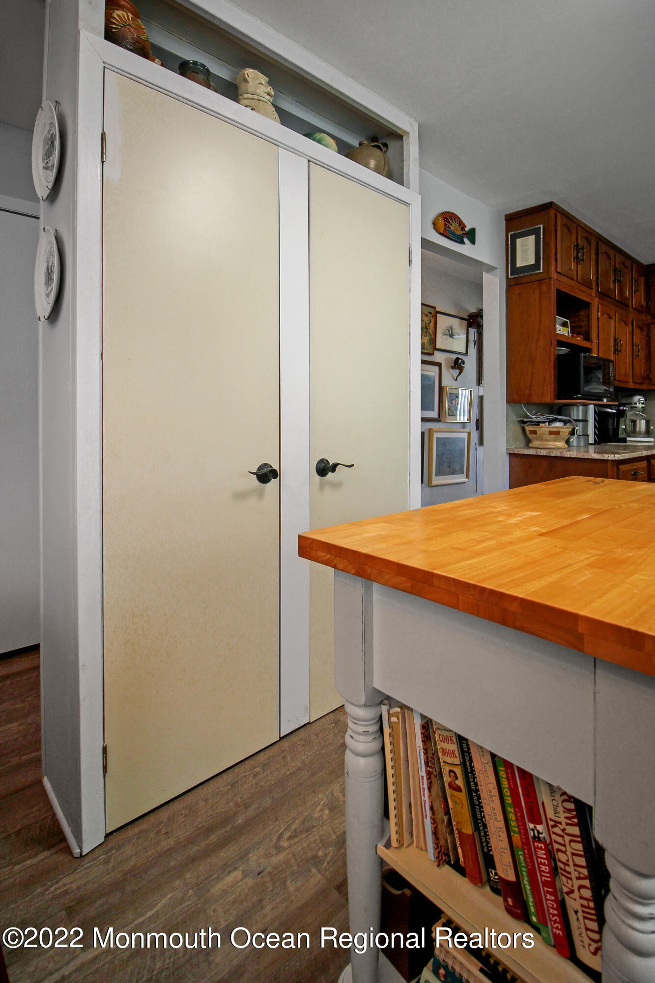 2 A Juniper Lane Whiting, NJ 08759 - Photo 9 of 24 11 Kit