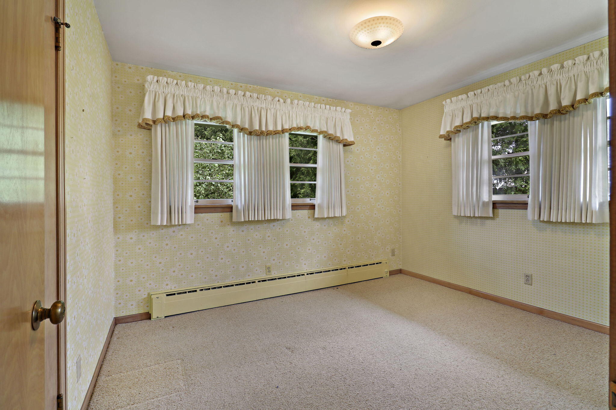2116 37th Street Kenosha, WI 53140 - Photo 17 of 30 Bedroom 2