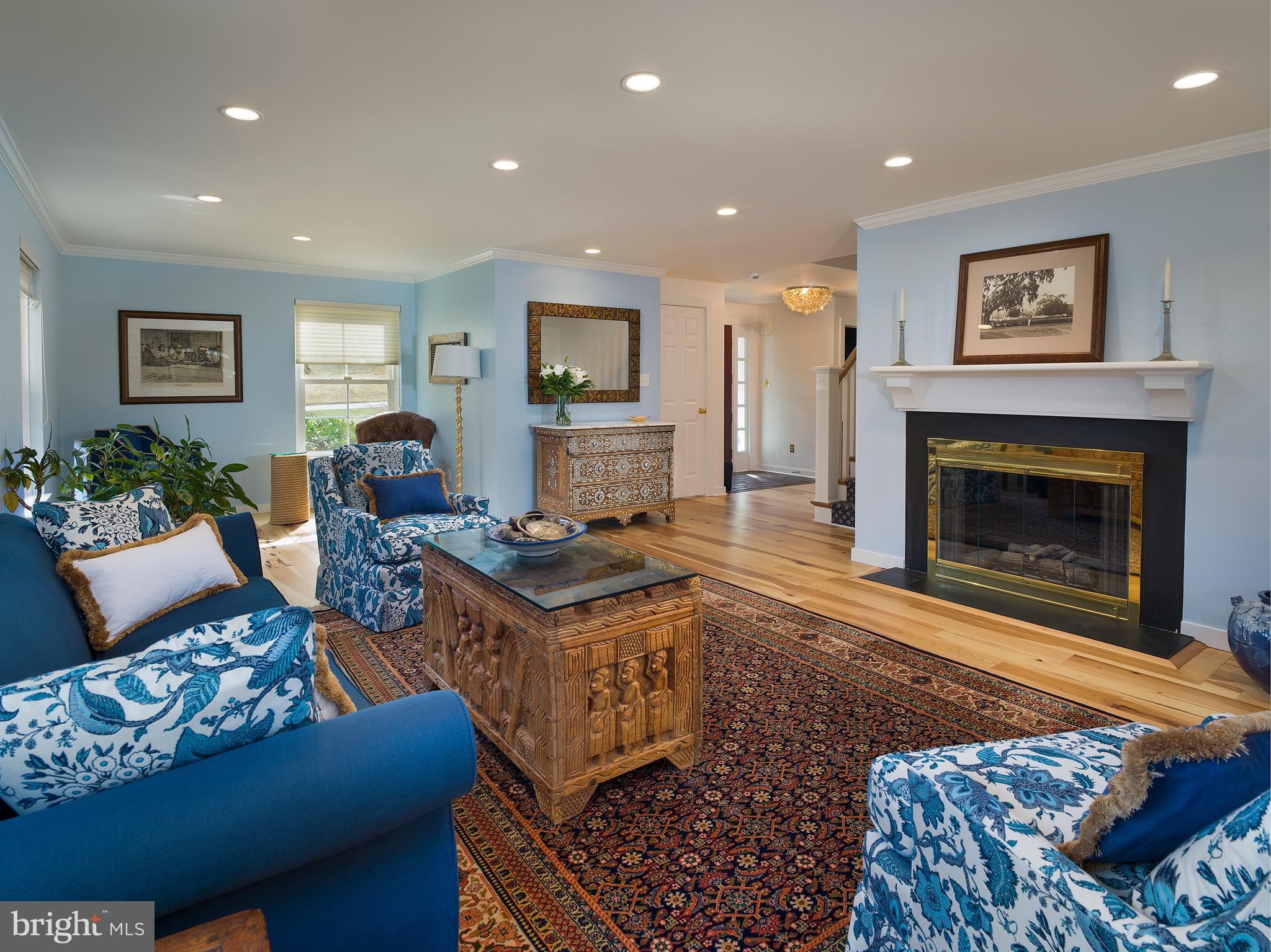 1275 Club House Road Gladwyne, PA 19035 - Photo 3 of 33 Living Room