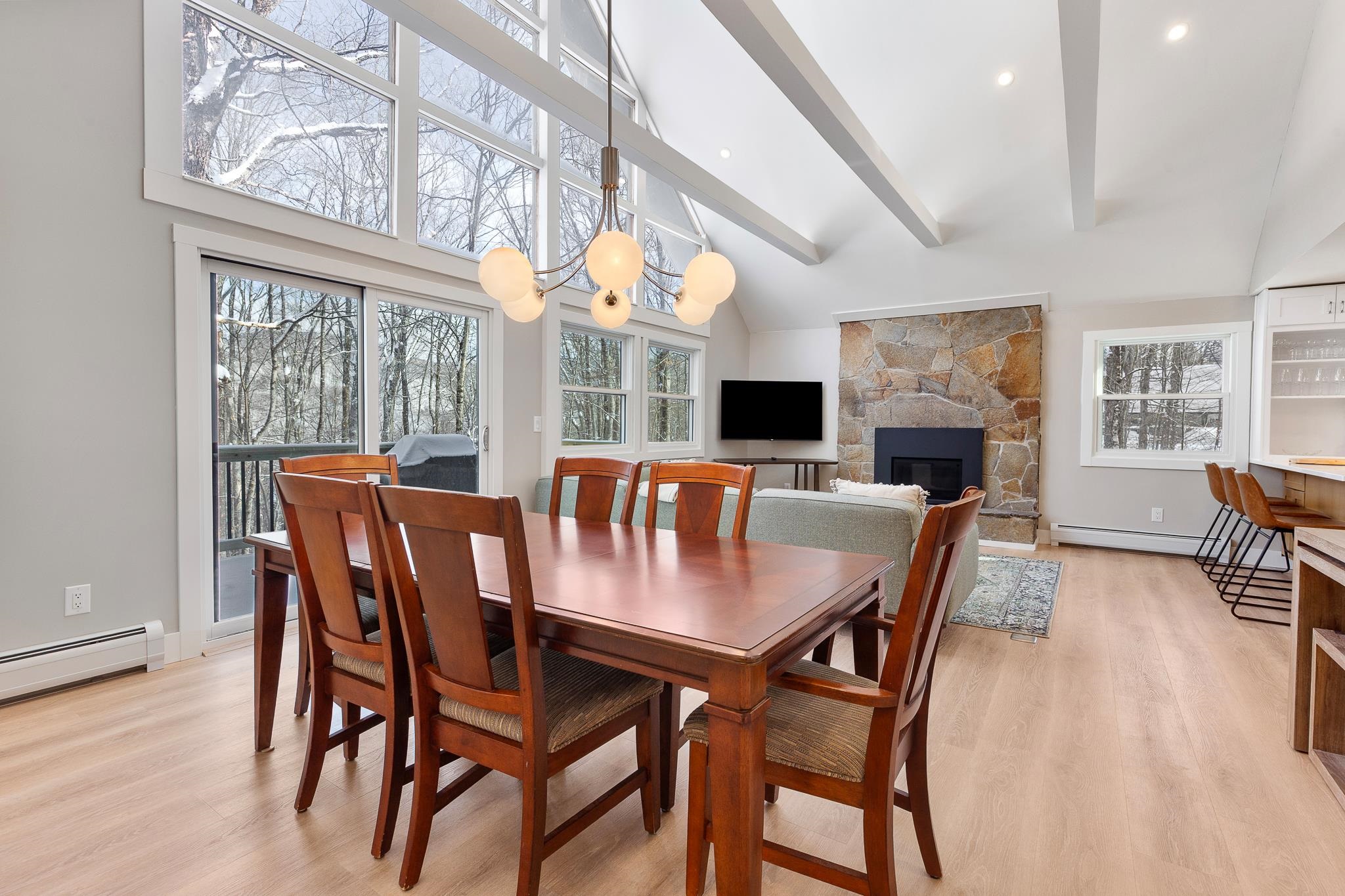 373 Tanglewood Drive Killington, VT 05751 - Photo 5 of 59