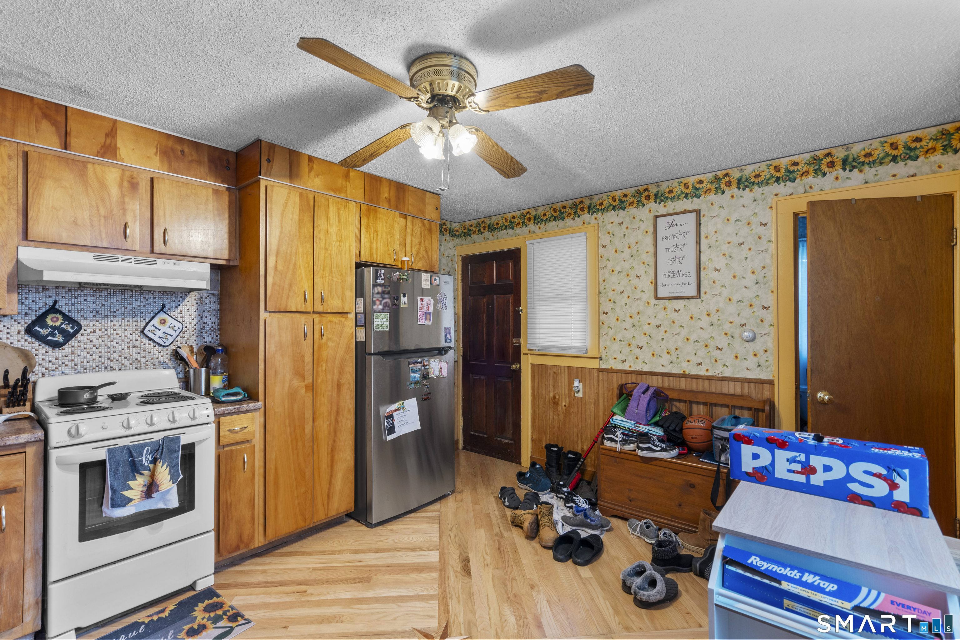 40 Church Street Enfield, CT 06082 - Photo 11 of 26