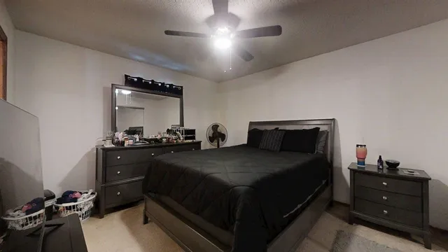 $194,900 | 614 Creve Coeur Drive, Champaign, IL 61822