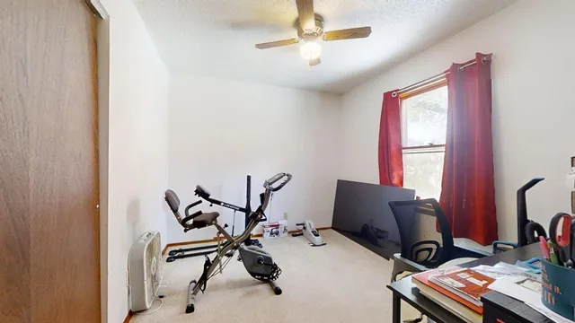 $194,900 | 614 Creve Coeur Drive, Champaign, IL 61822