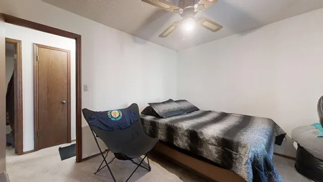 $194,900 | 614 Creve Coeur Drive, Champaign, IL 61822