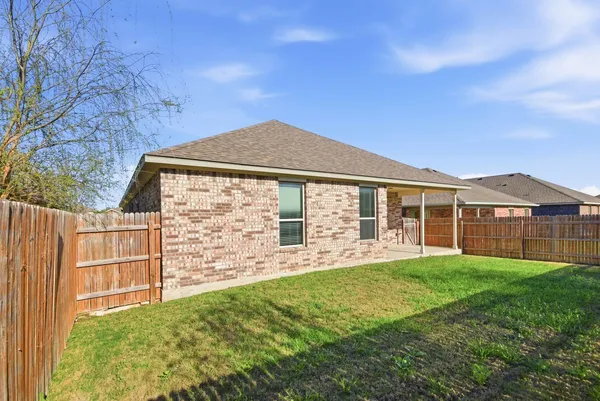 $2,300 | 609 Carly Ann Lane, Leander, TX 78641