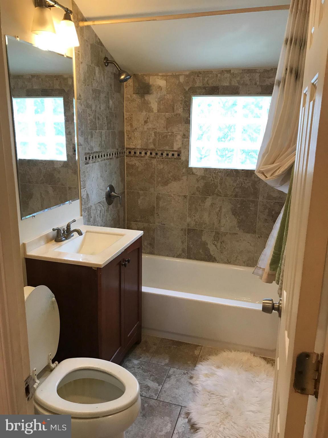 5143 Sheriff Road Northeast Washington, DC 20019 - Photo 22 of 33 Bathroom 1