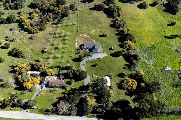 $1,140,000 | 225 Dunbarton Road, Aromas, CA 95004