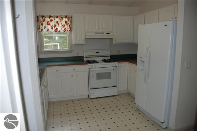 3655 Lake Ann Road Interlochen, MI 49643 - Photo 7 of 18 1730051-6.JPG
