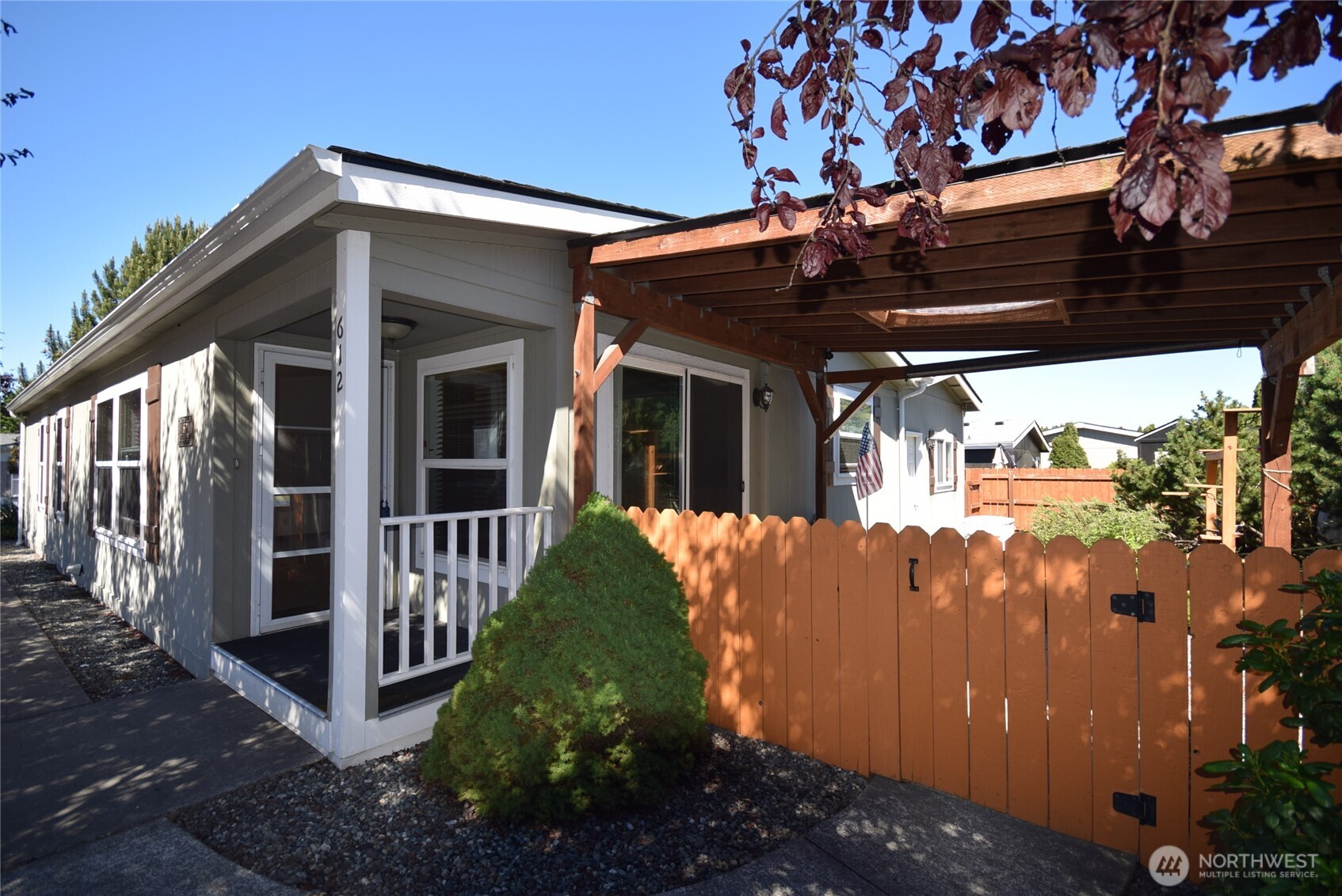 612 North 7th Avenue Sequim, WA 98382 - Photo 2 of 27
