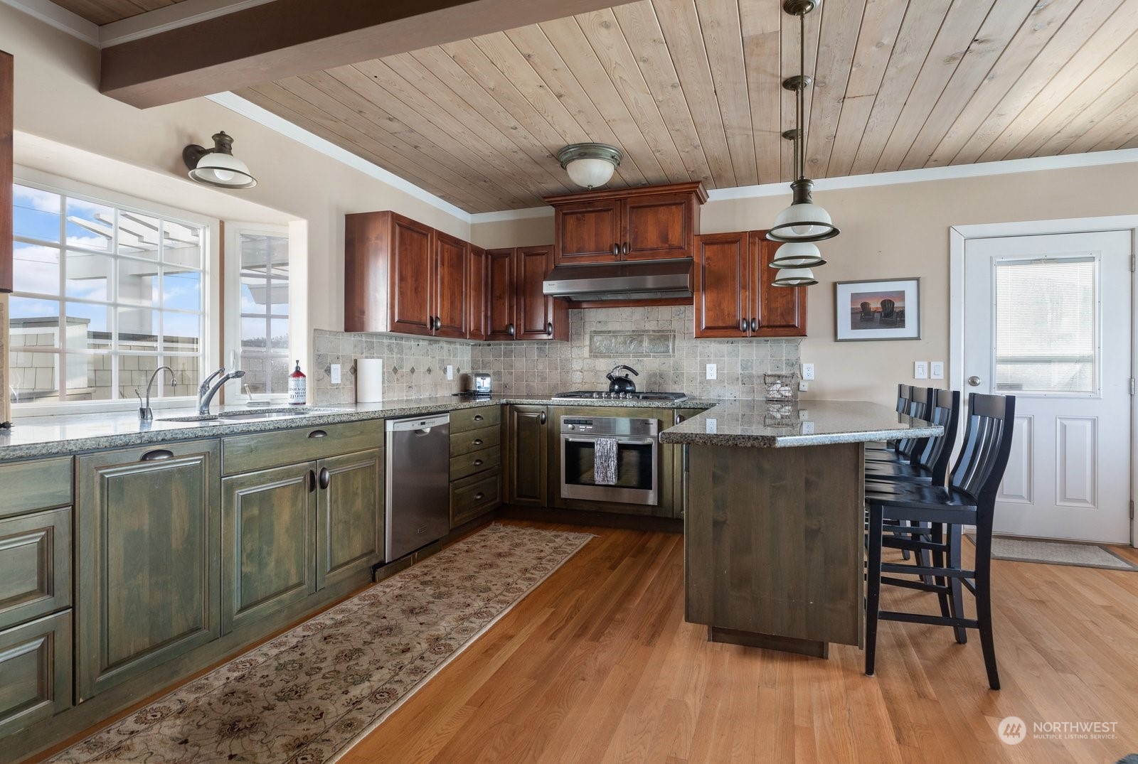 2593 West Beach Road Oak Harbor, WA 98277 - Photo 18 of 40 Gallery Image 18