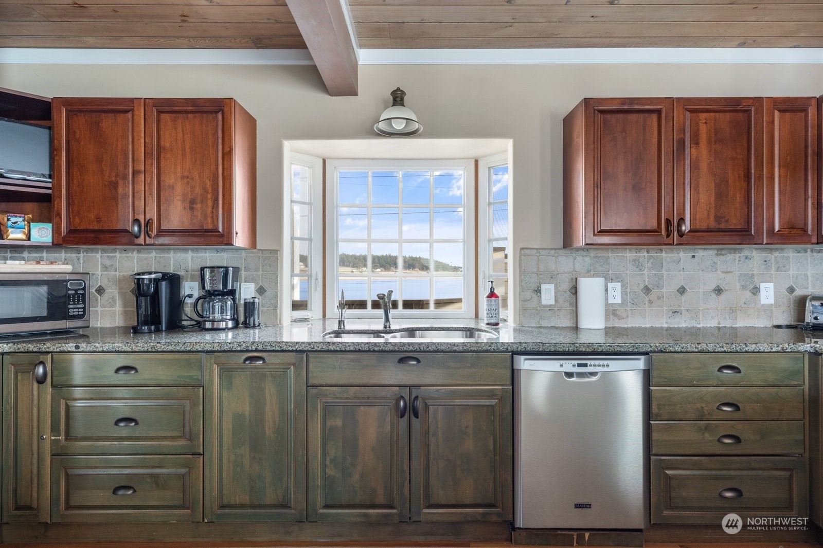 2593 West Beach Road Oak Harbor, WA 98277 - Photo 19 of 40 Gallery Image 19