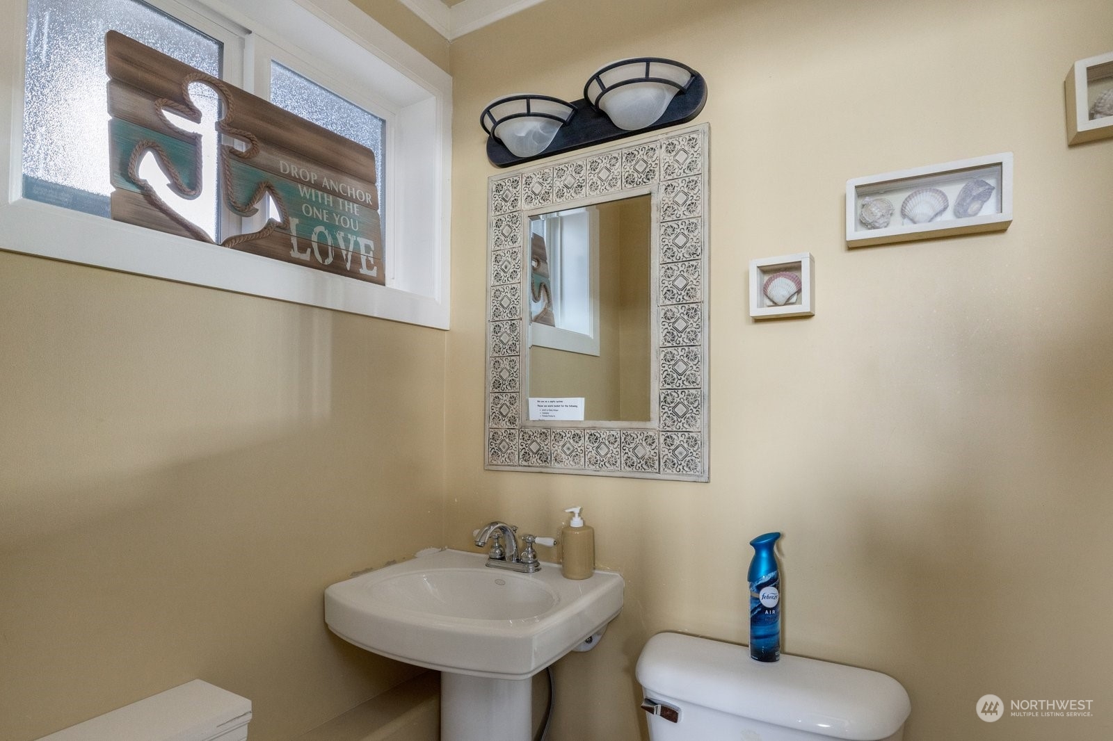2593 West Beach Road Oak Harbor, WA 98277 - Photo 37 of 40 Gallery Image 37