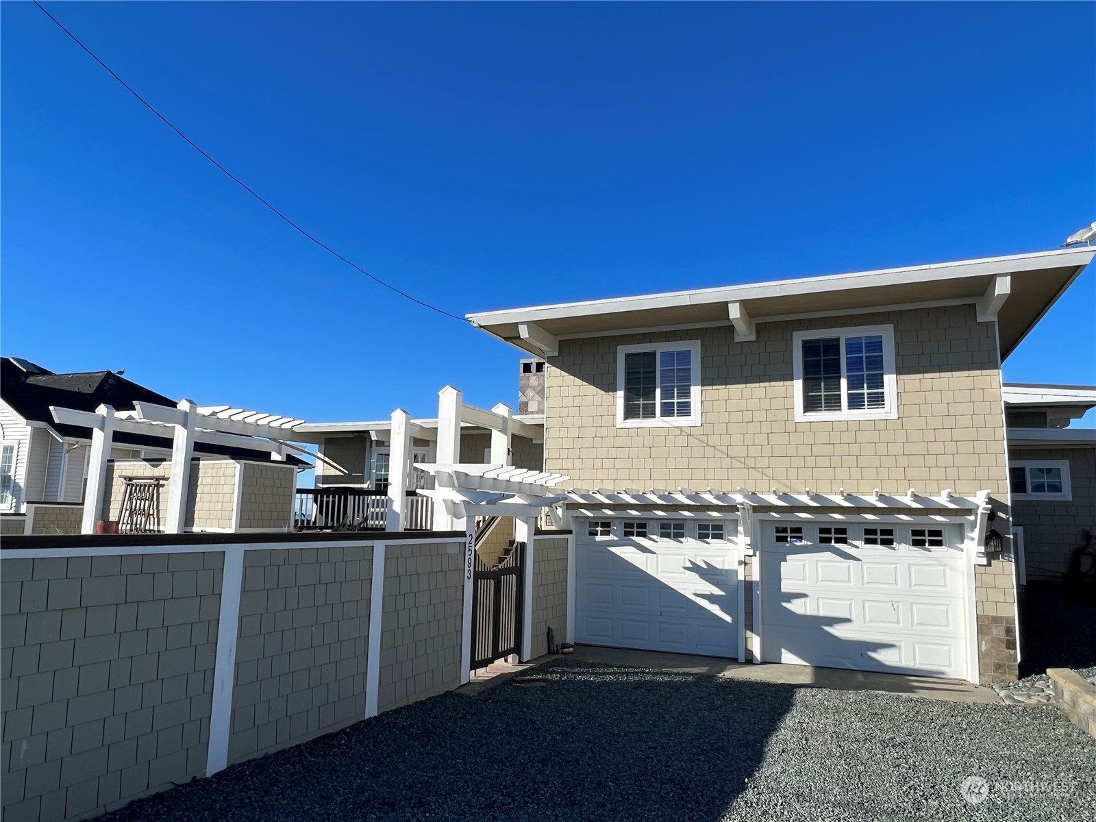 2593 West Beach Road Oak Harbor, WA 98277 - Photo 9 of 40 Gallery Image 9