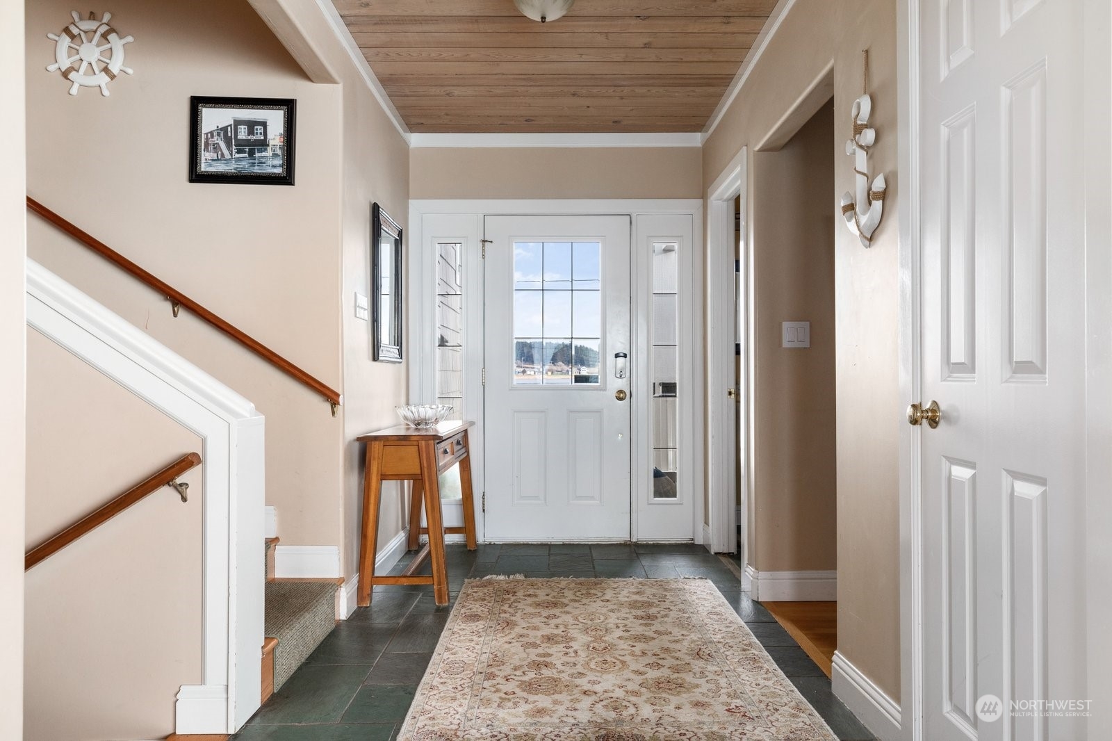 2593 West Beach Road Oak Harbor, WA 98277 - Photo 10 of 40 Gallery Image 10