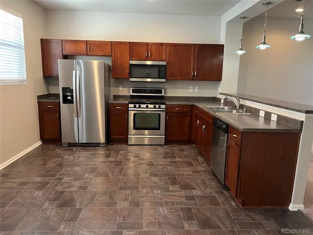 $2,550 | 6465 South Potomac Street, Englewood, CO 80111