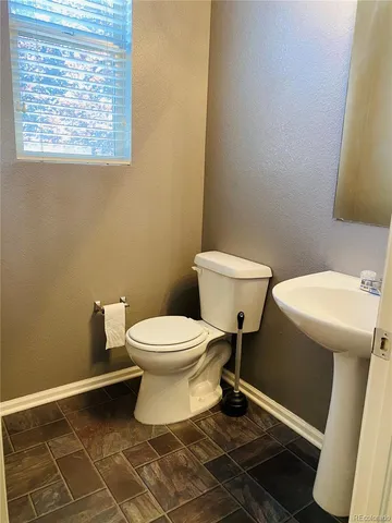 $2,550 | 6465 South Potomac Street, Englewood, CO 80111